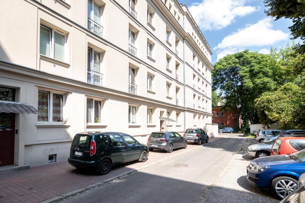 Studio Rzeznicza 6 *